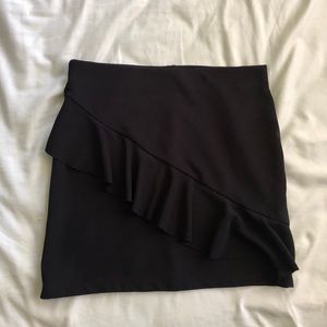 Black Mini Skirt With Ruffle